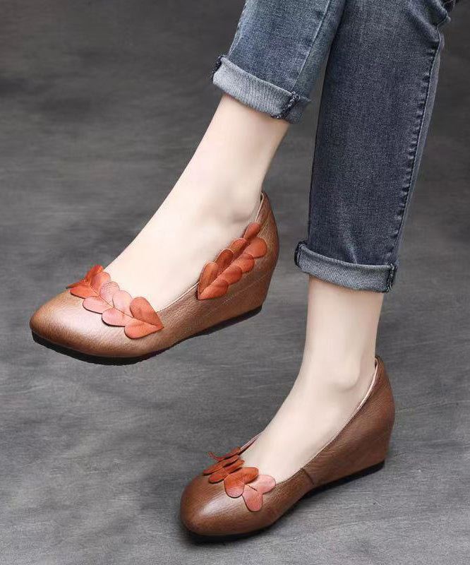 Rose Cowhide Leather Women Splicing Rivet Wedge Heels Shoes main image 0