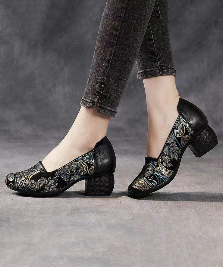 2025 New Retro Green Embossed Chunky Heels