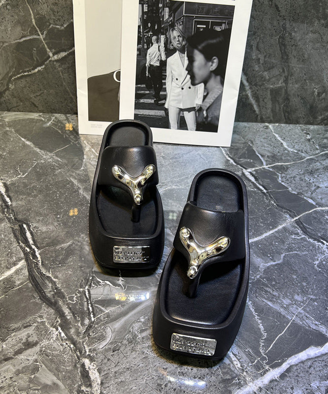 2025 New Fashion Versatile Black Platform Flip Flops