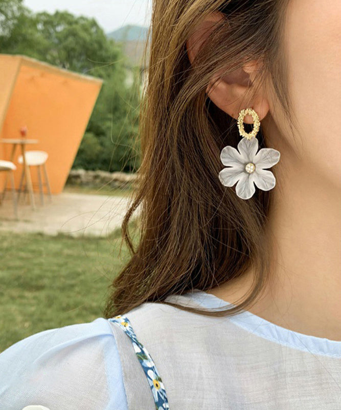 2025 New White Alloy Resin Floral Stud Earrings