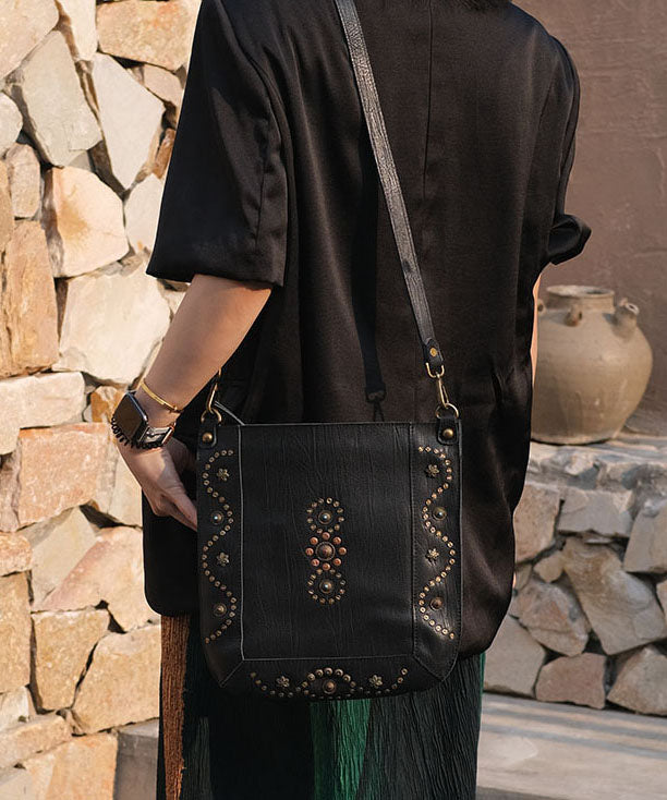 Art Black Rivet Solid Durable Leather CrossBody Messenger Bag
