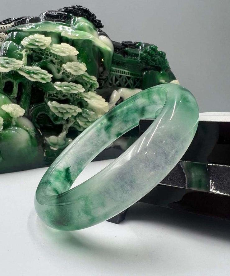 Boutique Green Jade Ice Flower Bangle