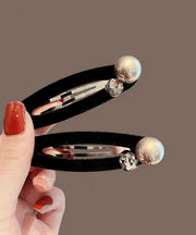Brief Black Metal Velvet Pearl Hairpin