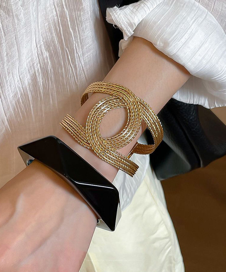 Casual Gold Metal Weave Hollow Out Cuff