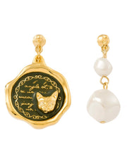 Chic Sterling Silver Overgild Pearl Kitten Asymmetrical Drop Earrings