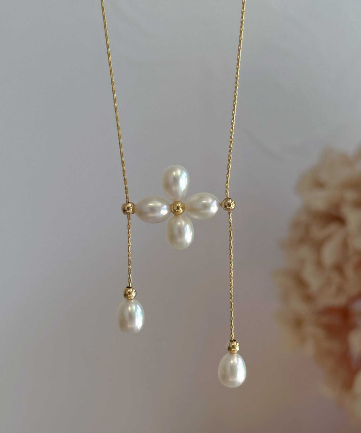 Classy Gold Metal Floral Pearl Adjustable Pendant Necklace