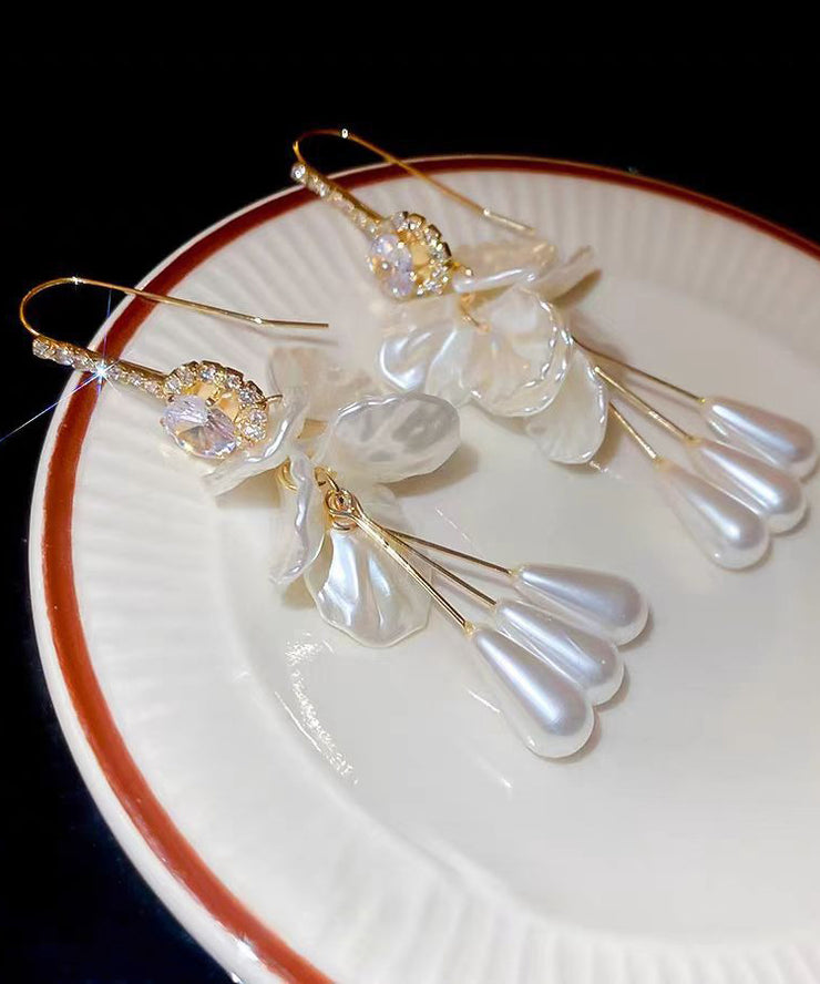 Classy White Copper Overgild Zircon Acrylic Shell Pearl Floral Tassel Drop Earrings