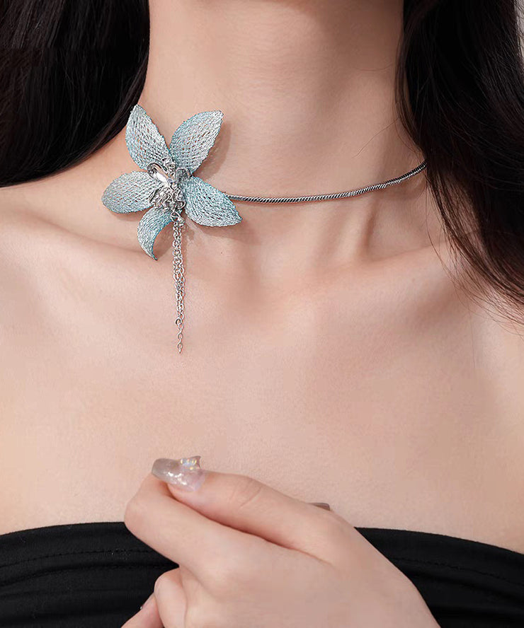 Cute Blue Sterlign Silver Floral Pendant Necklace