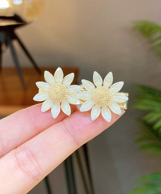Cute White Copper Overgild Resin Daisy Floral A Pair Hairpin