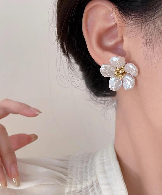 Elegant White Copper Alloy Pearl Floral Stud Earrings