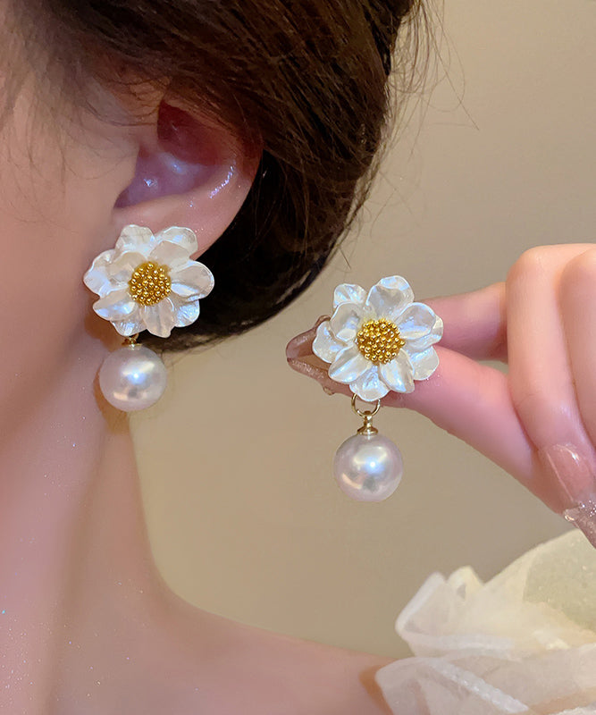 Elegant White Copper Overgild Pearl Floral Drop Earrings