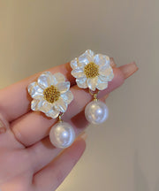 Elegant White Copper Overgild Pearl Floral Drop Earrings
