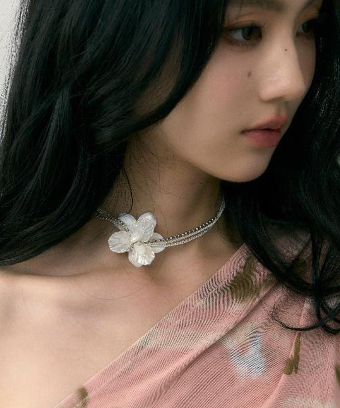 Elegant White Copper Overgild Shell Pearl Floral Choker