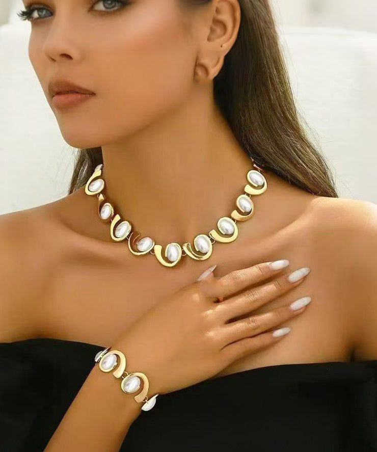 Fashion Gold Copper Necklace And Chain Bracelet Two-Piece Set
