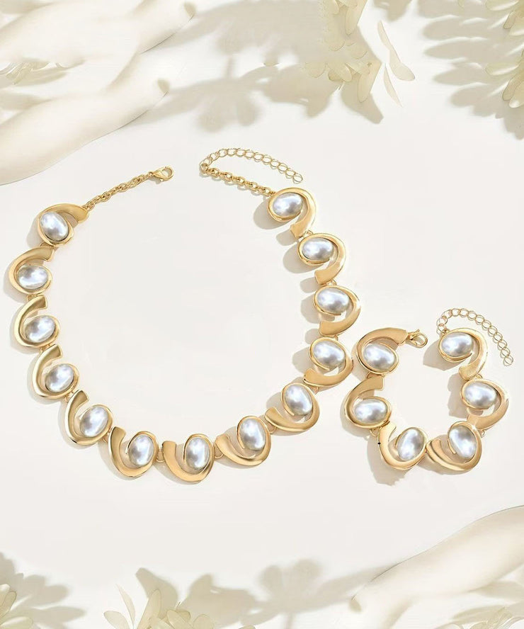 Fashion Gold Copper Necklace And Chain Bracelet Two-Piece Set