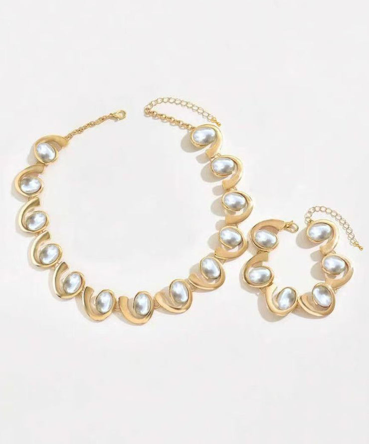 Fashion Gold Copper Necklace And Chain Bracelet Two-Piece Set