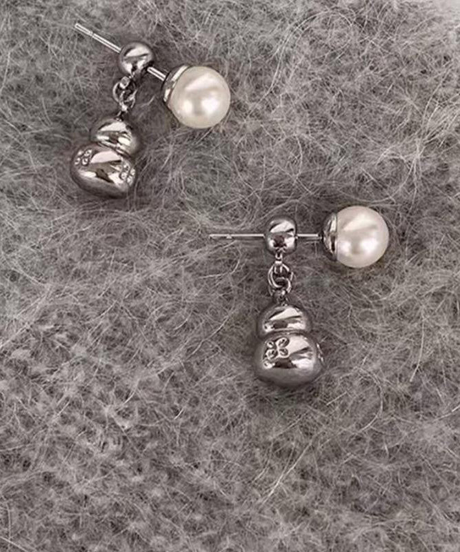 Fine Grey Sterling Silver Pearl Stud Earrings