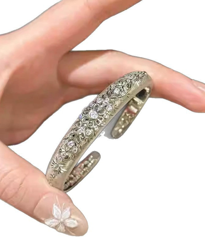 Fine Silk Sterling Silver Zircon Hollow Out Pattern Cuff