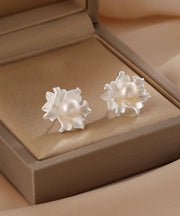 Fine White Alloy Asymmetrical Pearl Floral Stud Earrings