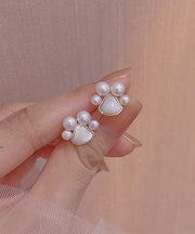 Modern White Copper Alloy Pearl Shell Cat's Paw Stud Earrings