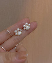 Modern White Copper Alloy Pearl Shell Cat's Paw Stud Earrings