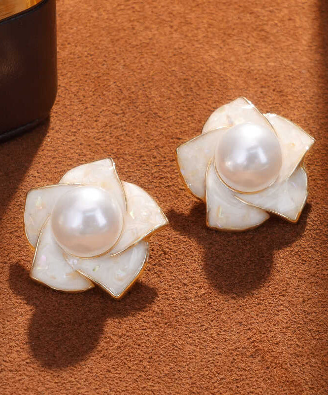 Modern White Copper Overgild Pearl Stud Earrings