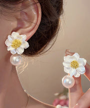 Original Design White Acrylic Alloy Floral Pearl Stud Earrings