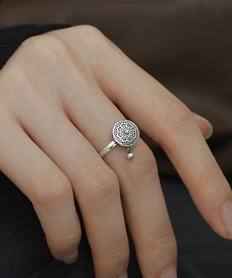 Retro Silk Sterling Silver Lotus Rotatable Rings