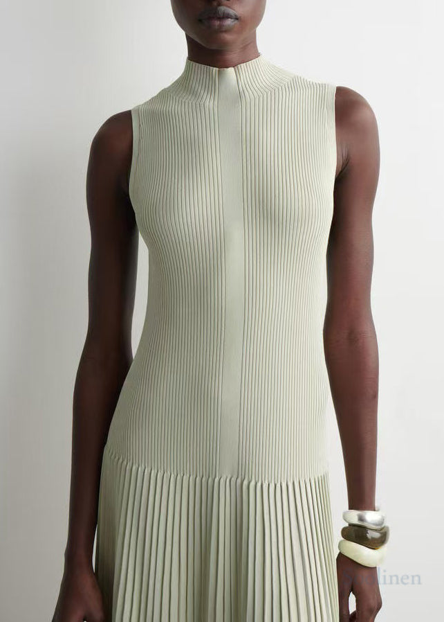 Silm Fit White Stand Collar Knit Pleated Dress Sleeveless