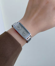 Style White Stainless Steel Quartz Movement Hardlex Crystal Watches