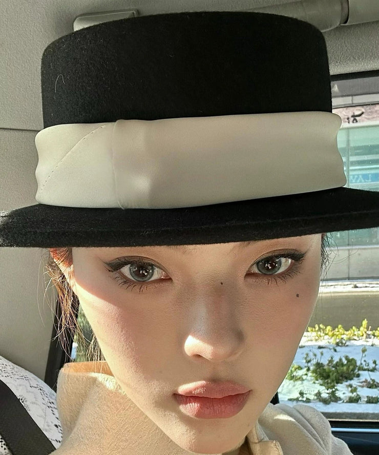 Stylish Black Woolen Cloche Hat