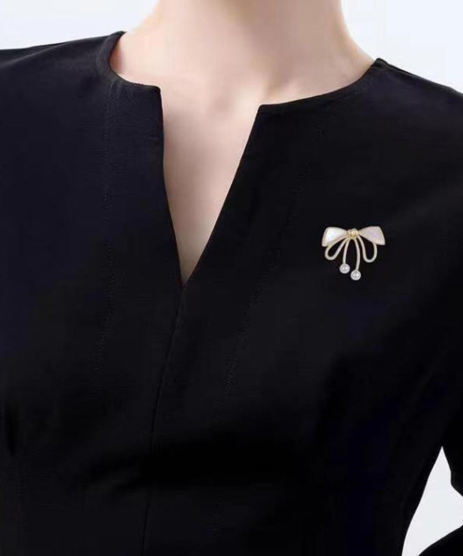 Stylish Gold Copper Zircon Pearl Bow Brooches