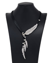 Unique Gold Copper Alloy Zircon Feather Leaf Pendant Necklace