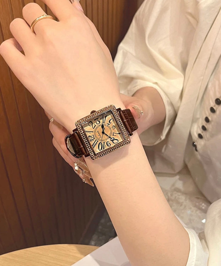 Vintage Coffee Leather Zircon Quartz Movement Tempered Glass Watch