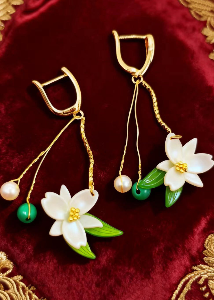 Vintage White Flower Tasseled Acrylic Drop Earrings