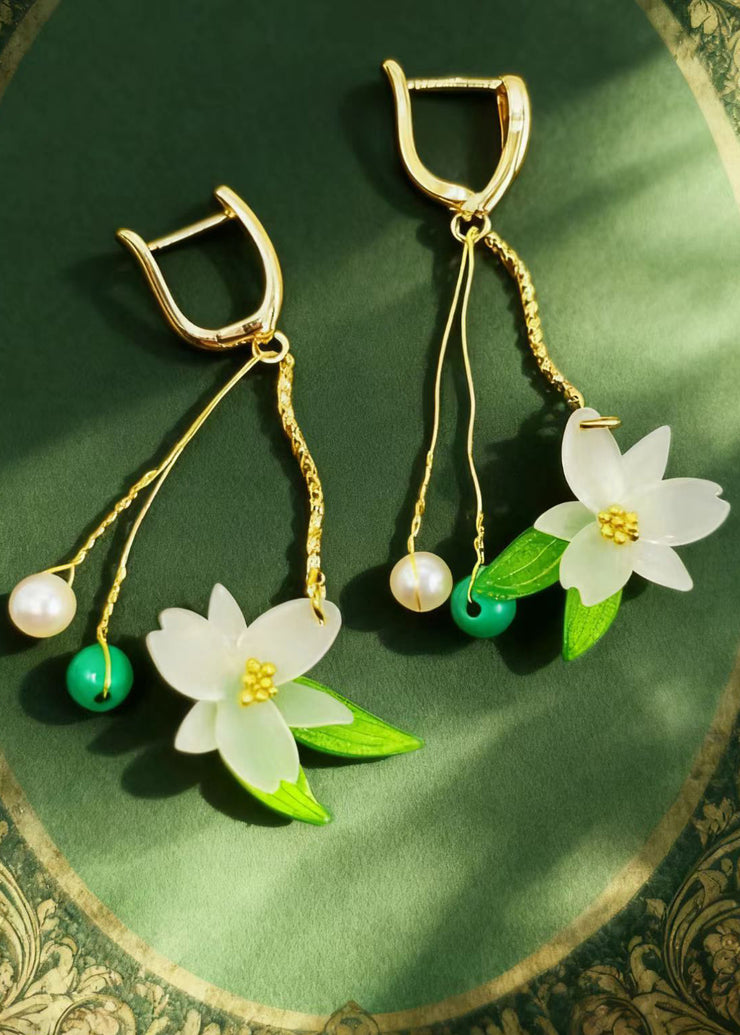 Vintage White Flower Tasseled Acrylic Drop Earrings