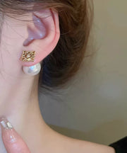 Vogue Gold Copper Alloy Zircon Pearl Hollow Out Stud Earrings