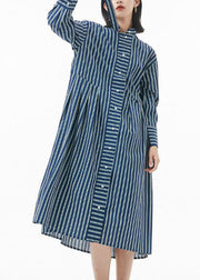 Boutique schwärzlich-grüner Stehkragen, zerknittertes, gestreiftes Hemdkleid Frühling