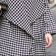 Fine black white Plaid Winter coat oversize pockets long coat Fine Notched trench coat