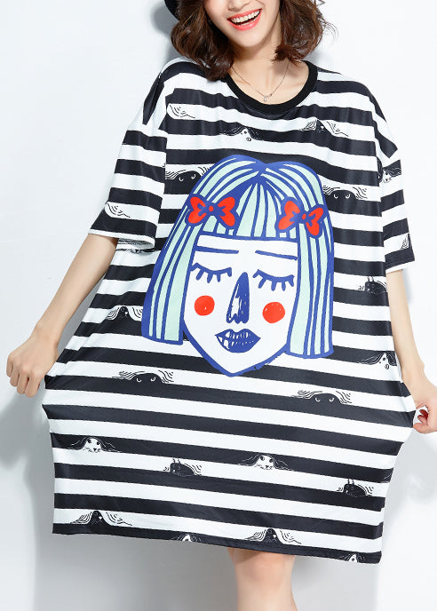 Italienische schwarz-weiß gestreifte Seidenmischkleidung Organic Outfits Baggy Short Sommerkleid mit O-Ausschnitt