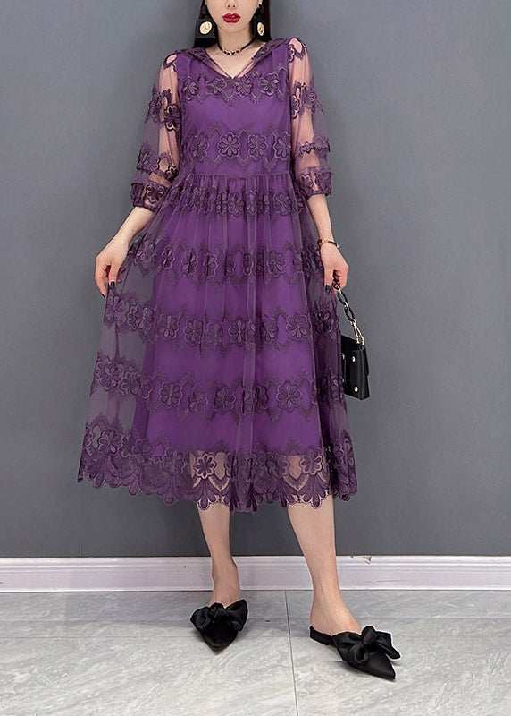 Modernes lila V-Ausschnitt besticktes Patchwork-Kapuzenkleid mit floraler Spitze und langen Ärmeln
