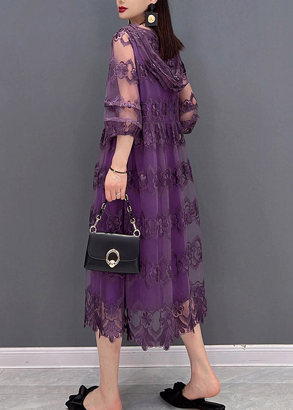 Modernes lila V-Ausschnitt besticktes Patchwork-Kapuzenkleid mit floraler Spitze und langen Ärmeln