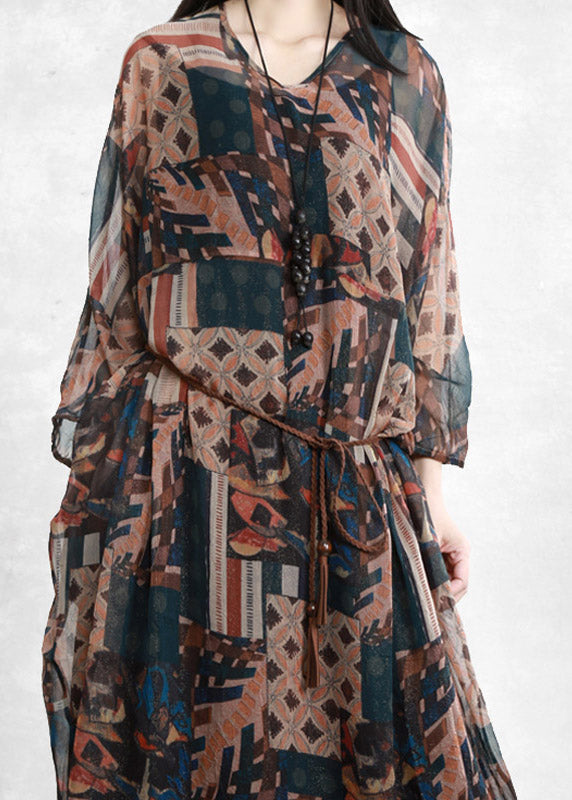Plus Size Khaki Blau V-Ausschnitt Print Taschen Krawatte Taille Chiffon Kleid Dreiviertel Ärmel