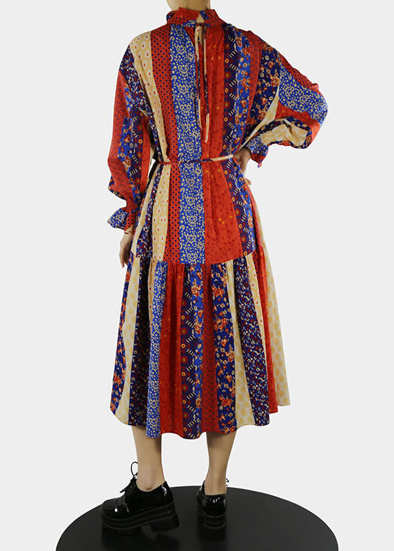 Plus Größe Rotes langes Kleid mit Stehkragen und Blütenblattärmeln