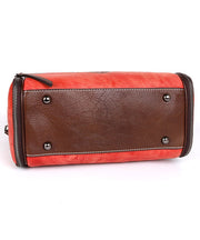Tote Handtasche aus Kalbsleder mit Retro-Prägung in Rot