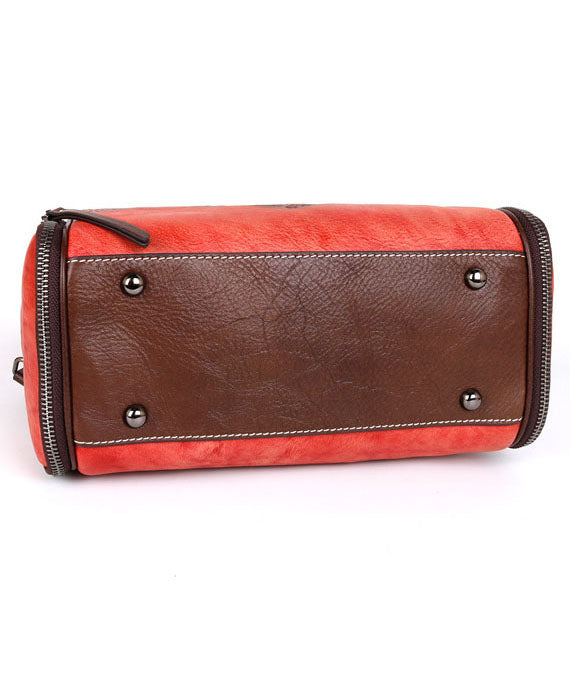 Tote Handtasche aus Kalbsleder mit Retro-Prägung in Rot