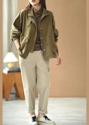 Einfache Khaki Stehkragen Taschen mit Reißverschluss Knopf Herbstjacke Langarm