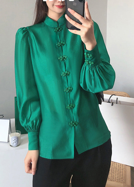 Fester grüner Stehkragen mit chinesischem Knopf Seidenbluse mit langen Ärmeln