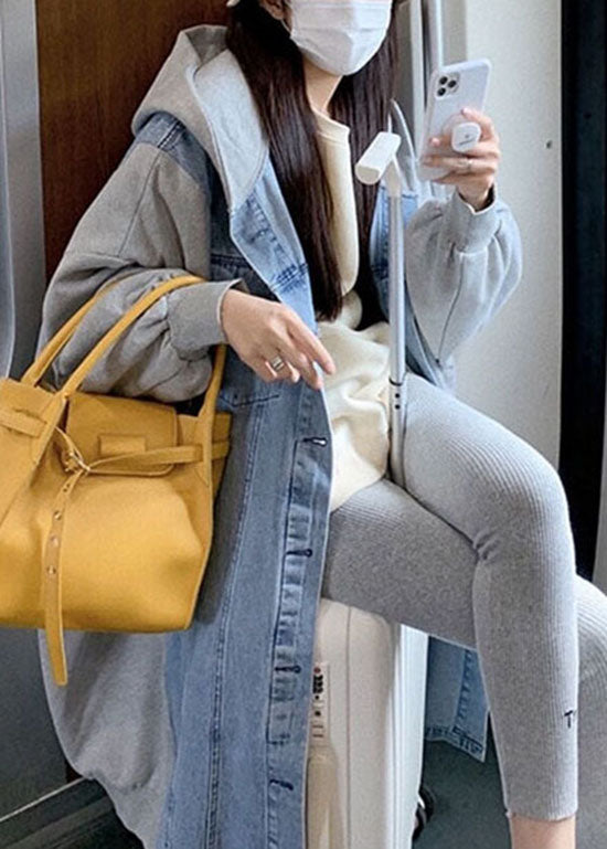 Stilvoller Denim-Patchwork-Baumwoll-Langmantel in Blau mit Kapuze Frühling