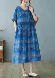 Einzigartiges blaues langes Leinenkleid mit Cinch-Patchwork-Print und kurzen Ärmeln